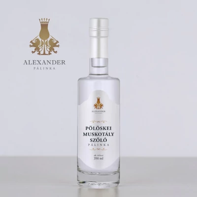 Alexander Pölöskei Muskotály szőlő 44% 0.35l