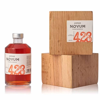 Árpád NOVUM Vilmoskörte esszencia 42.3% 0.375l díszdobozban